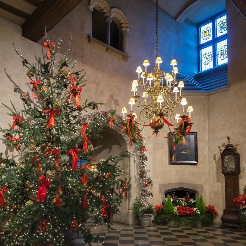 Holiday House Tours at the Planting Fields